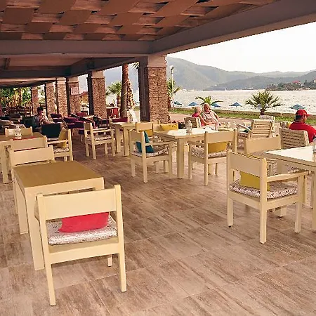 Mutlu Hotel