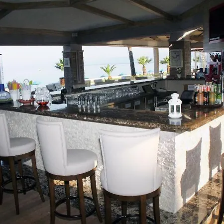 Mutlu Hotel 3*