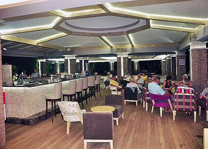 Otel Mutlu